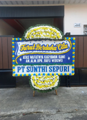 Papan Bunga Duka di Salero